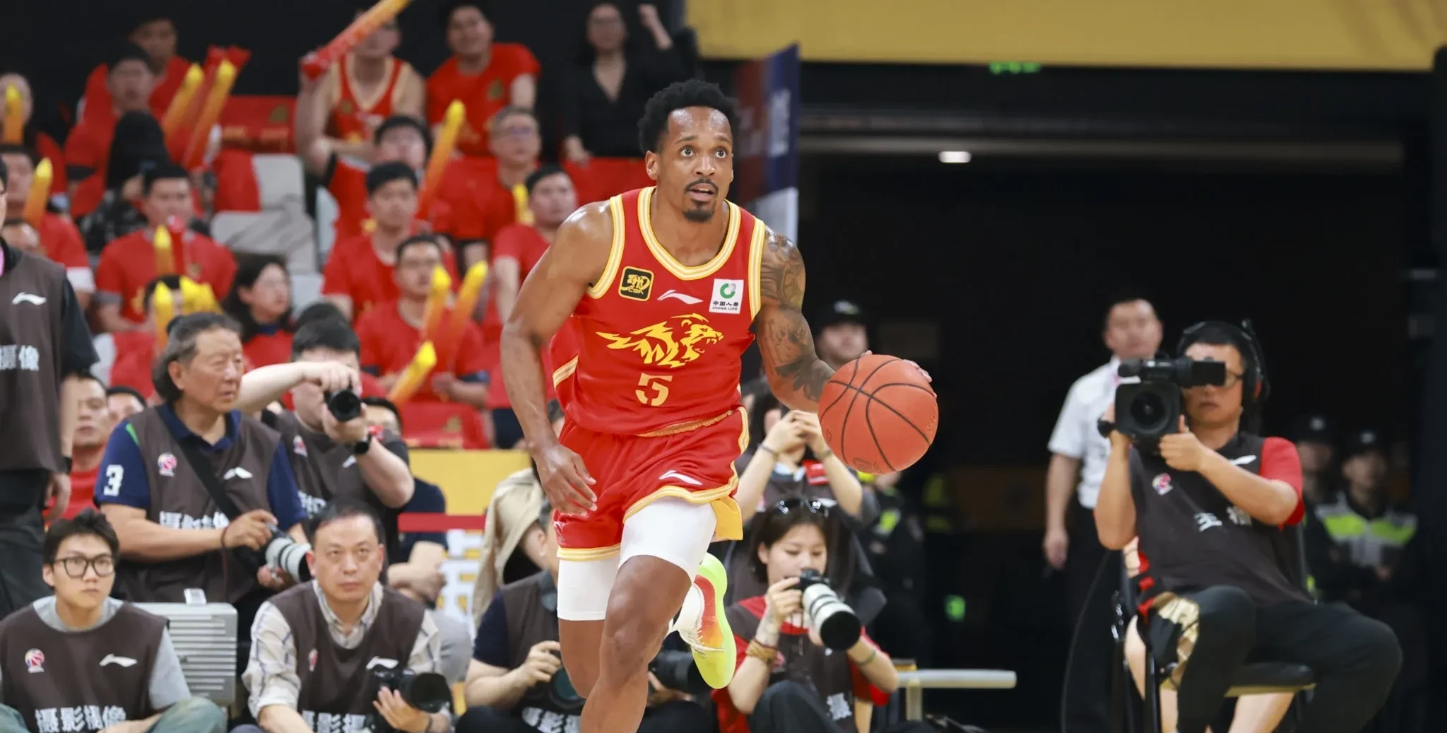 九游官网-广厦男篮主帅放话：WTT大满贯常规赛必胜马德里竞技，布伦森冷笑回应的简单介绍